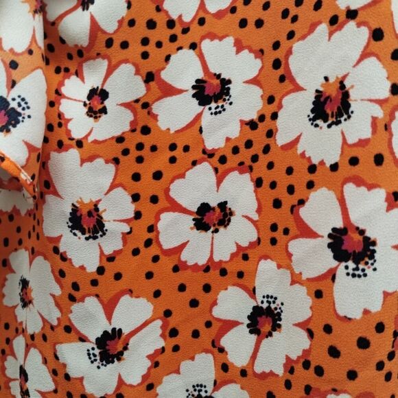 LOFT Sleeveless White Floral Dotted Blouse Size M - Picture 3 of 8